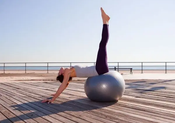 Bola Yoga